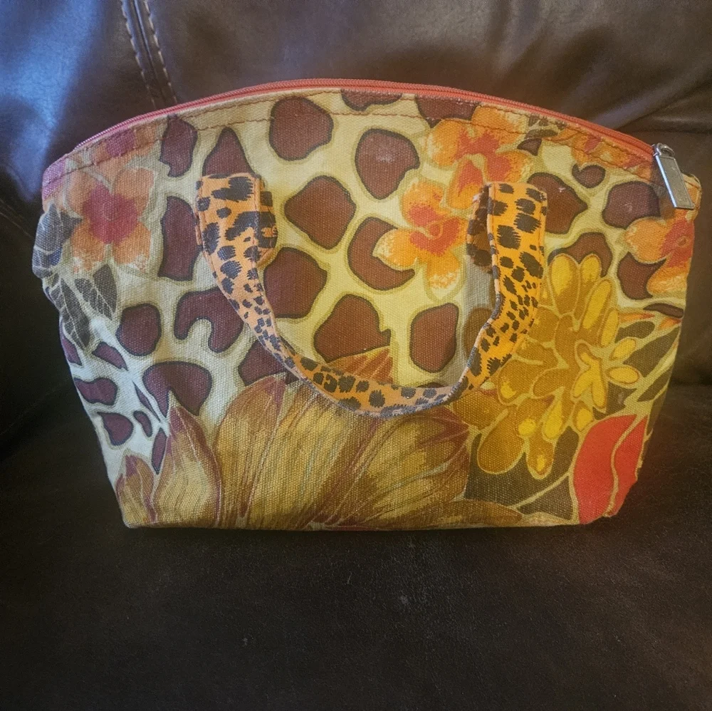 Y2K Sun N Sand Makeup Bag!